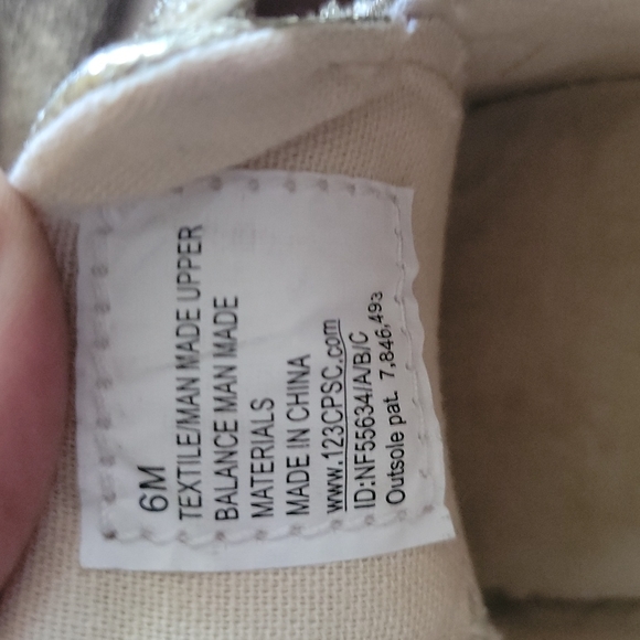 Shoes - Picture 3 of 3